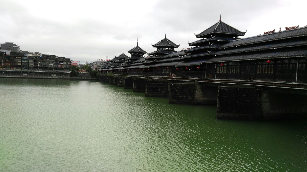 ‘太阳成集团tyc7111cc’霸气外露!炉石中美擂台赛选手现场照曝光(图1) 太阳成集团tyc7111cc