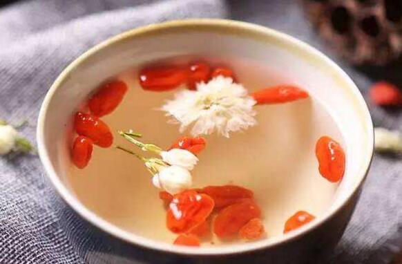 太阳成集团tyc7111cc-天津职业技术师范大学党委书记谈职业教育培训(图1) 太阳成集团tyc7111cc