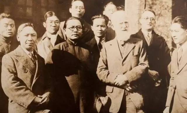 太阳成集团tyc7111cc|大学生自创幼儿英语音标操成学前专业教学范本(图3) 太阳成集团tyc7111cc