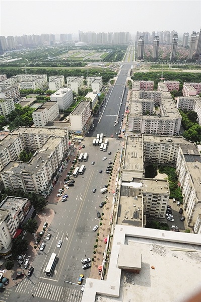 2010年上海市高职高专院校汽车类专业职业技能竞赛举行-太阳成集团tyc7111cc(图2) 太阳成集团tyc7111cc